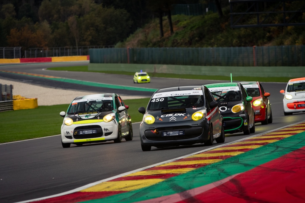 24 hårde og underholdende timer på Spa
(Foto: C1S & Hugo Xhrouet)